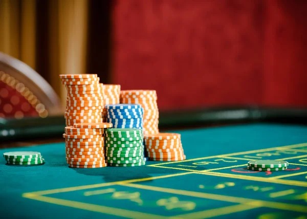 sbotop login mobile app showing live blackjack table and sportsbook odds